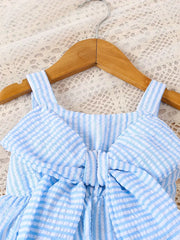 2pcs Charming Striped Bubble Cami Top with Bow & Ruffled Shorts Summer Outfit Set